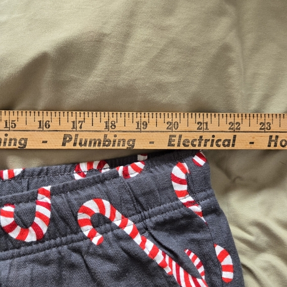 Old Navy Gray Pajama Pants with Candy Cane Print - Picture 5 of 6